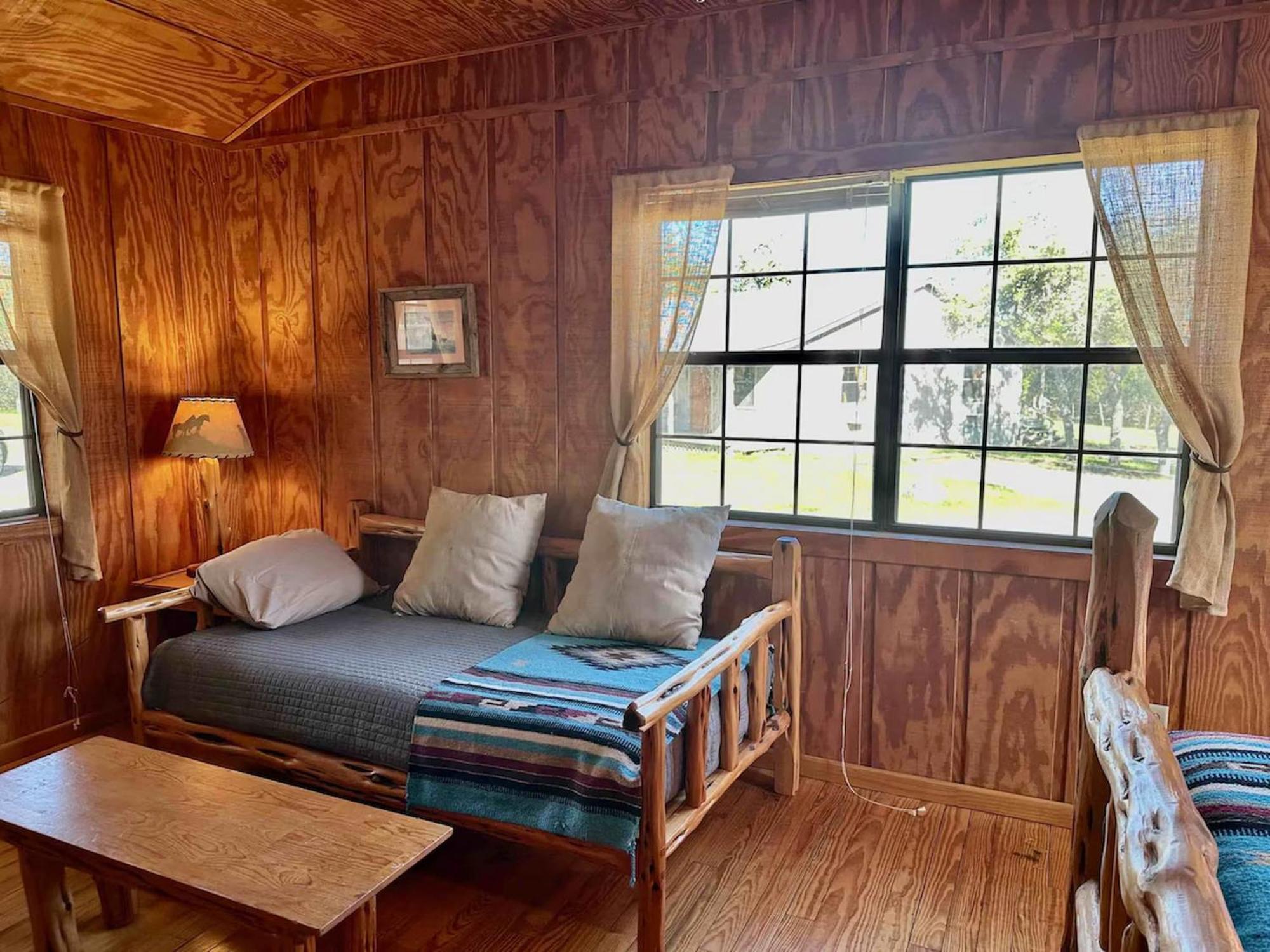 Crc Ranch Retreat Hotell Bandera Rom bilde