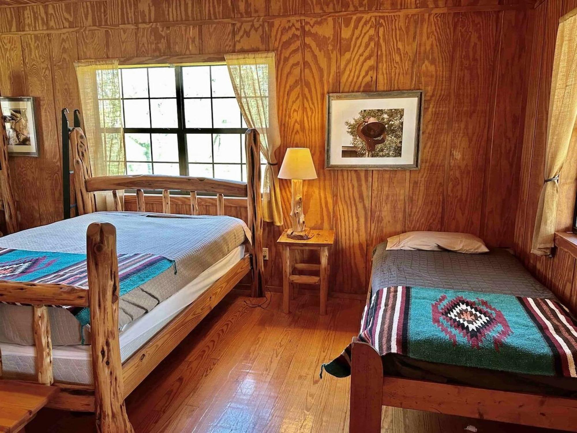 Crc Ranch Retreat Hotell Bandera Rom bilde