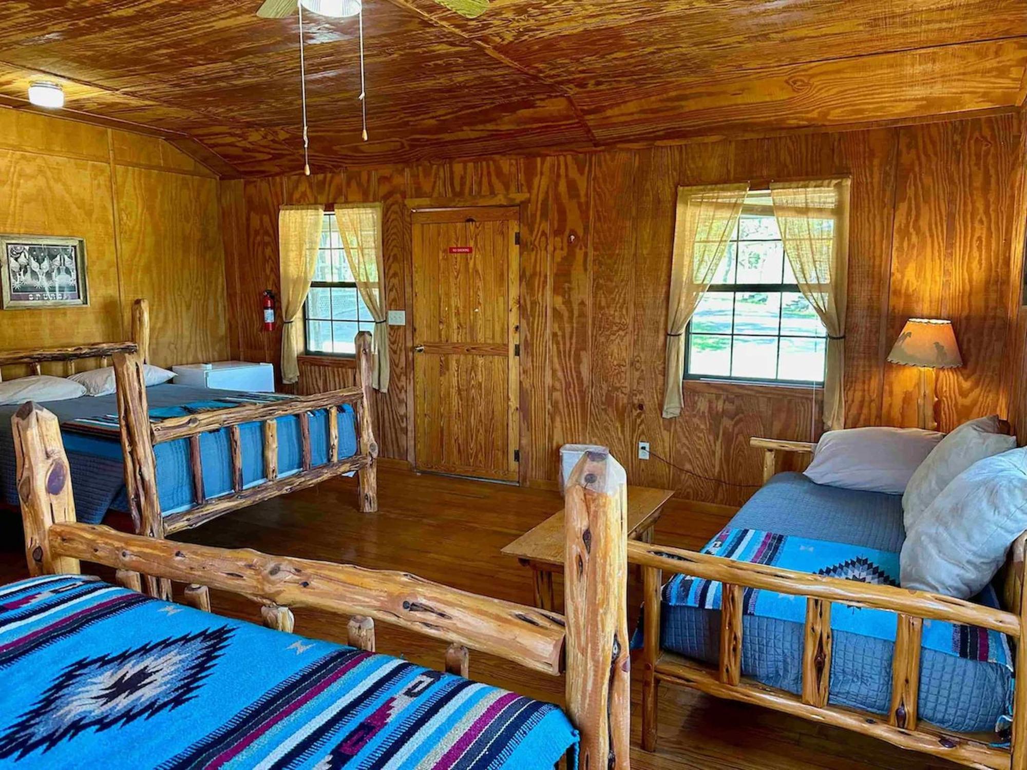 Crc Ranch Retreat Hotell Bandera Rom bilde