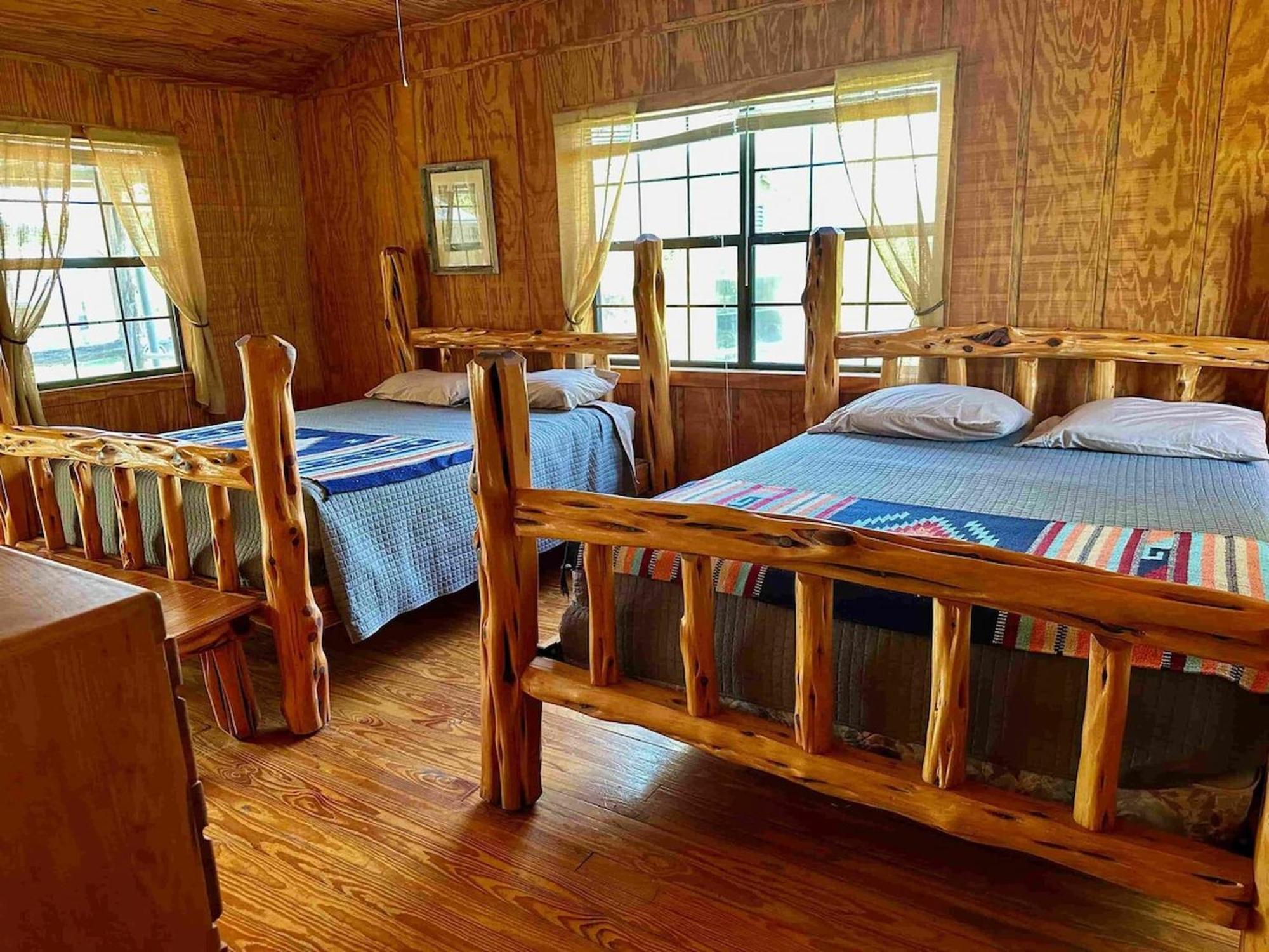 Crc Ranch Retreat Hotell Bandera Rom bilde